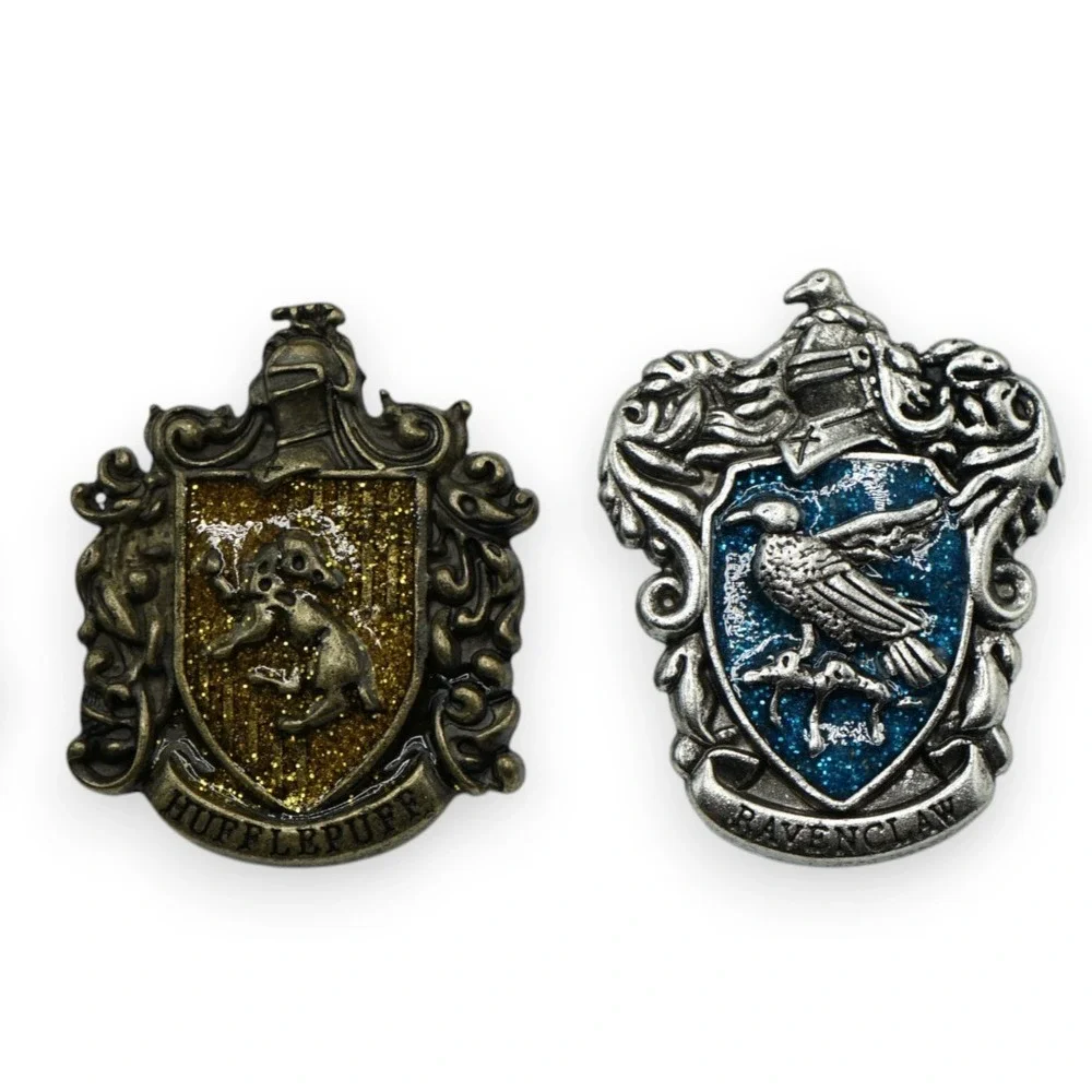 Wizarding World of Harry Potter Orlando Resort 4 Piece Complete Enamel Pin‎ Set